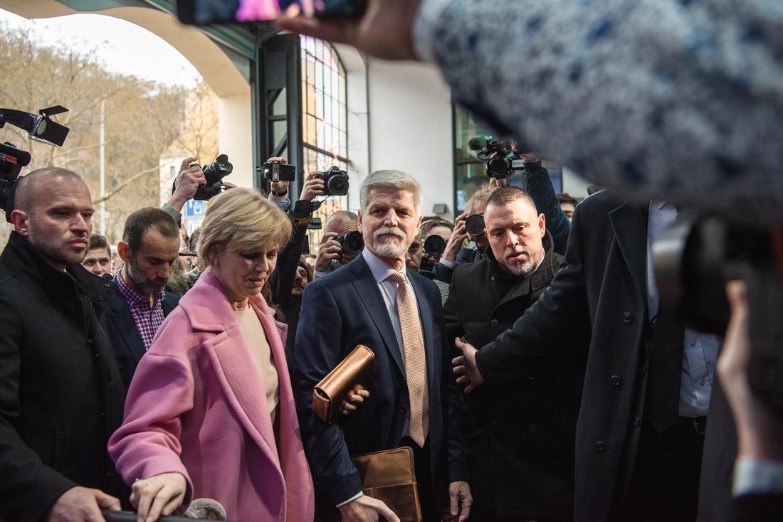 Kašmírové kabáty pro první dámu