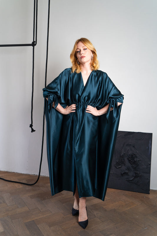 EUPHORIA GOWN 01 EMERALD