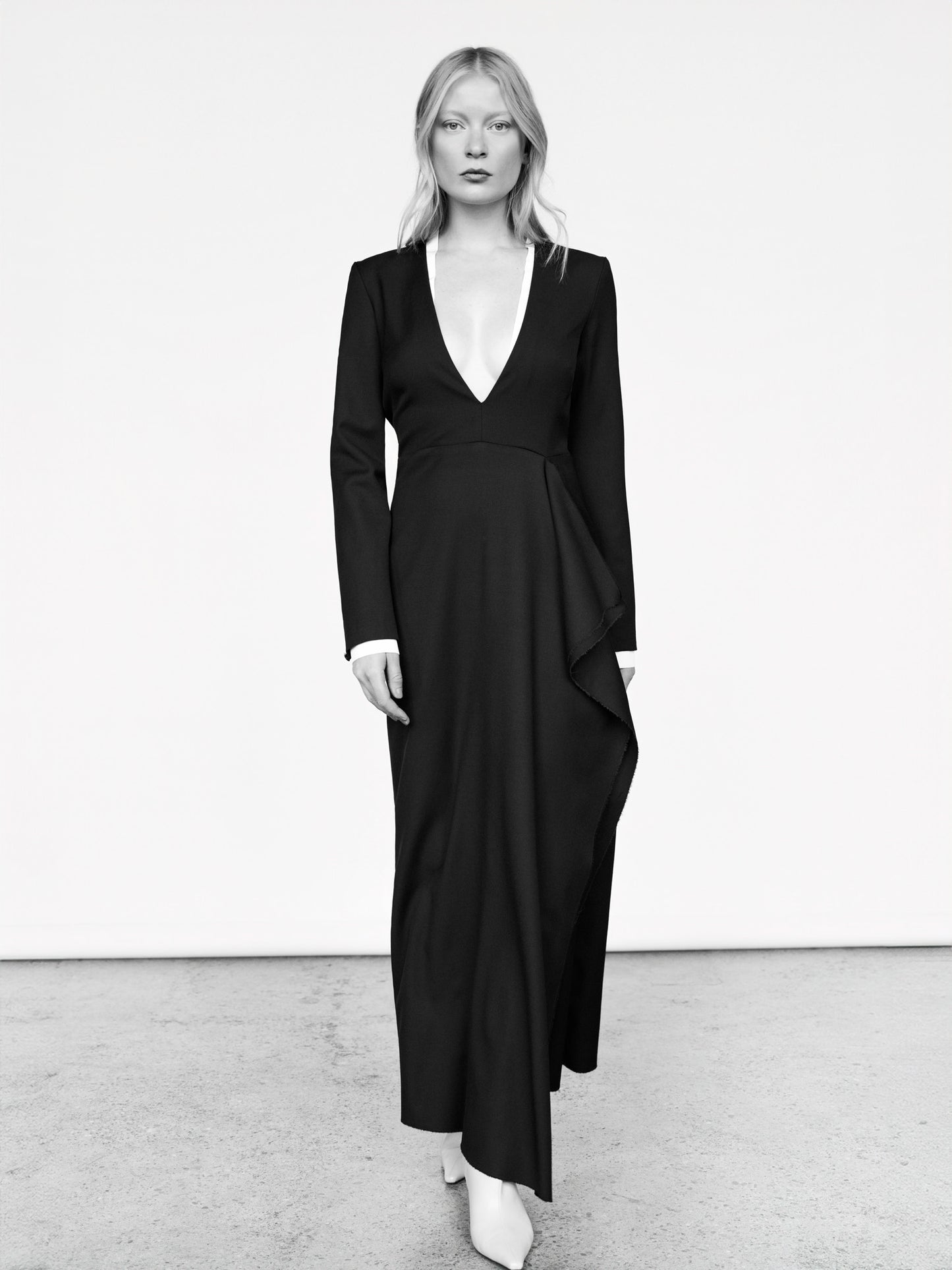 Euphoria wool gown by Prague fashion atelier MAY
