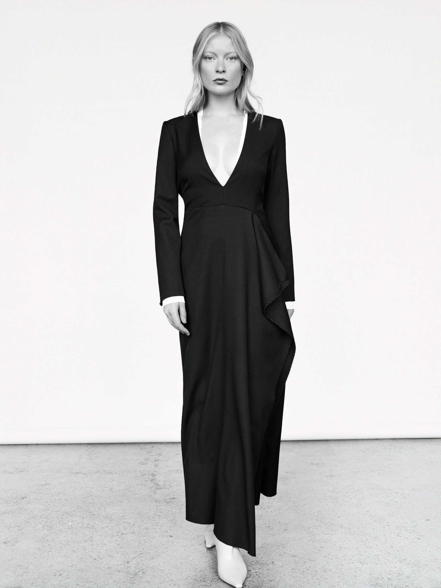 Euphoria wool gown by Prague fashion atelier MAY
