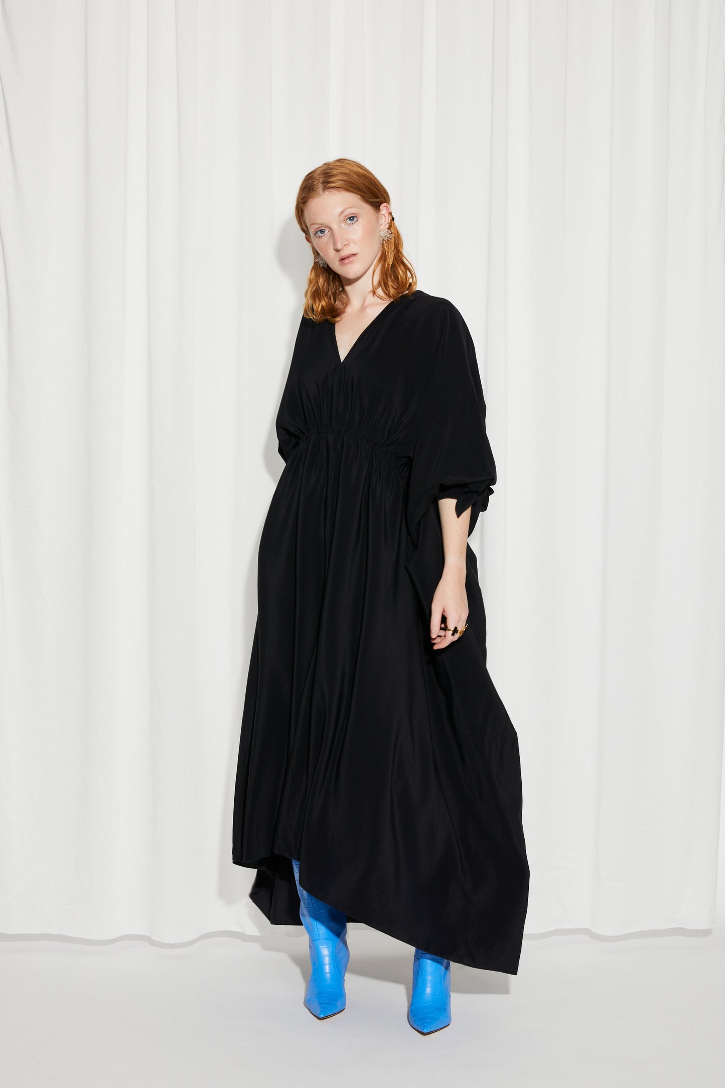 Euphoria black silk gown by Prague fashion atelier MAY
