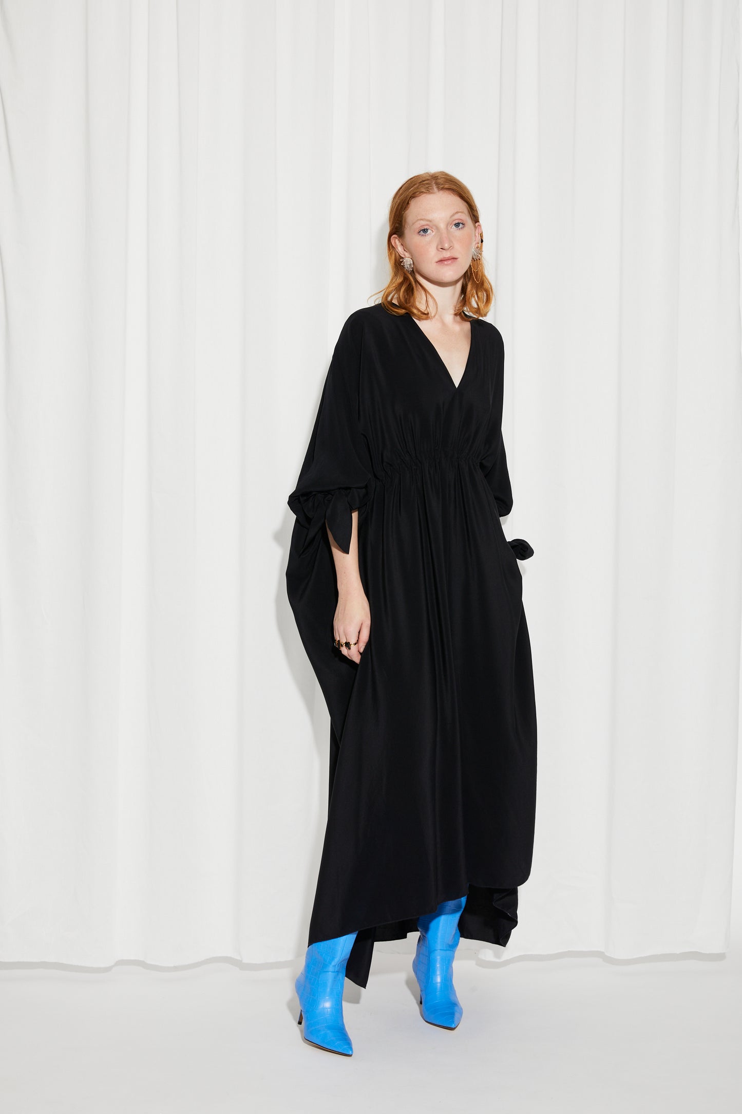 Euphoria black silk gown by Prague fashion atelier MAY
