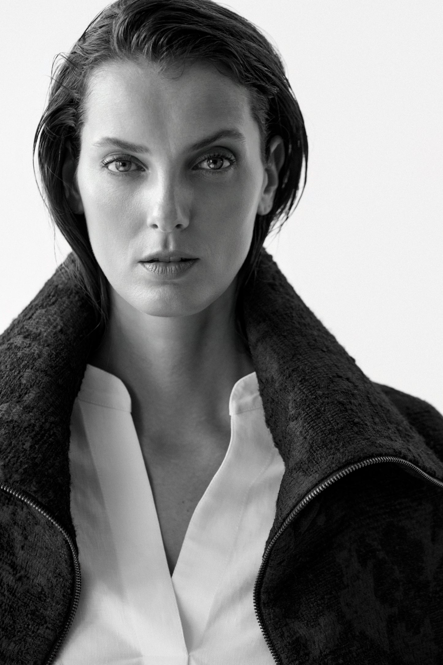 Euphoria Elaia zip jacket by Prague fashion atelier MAY
