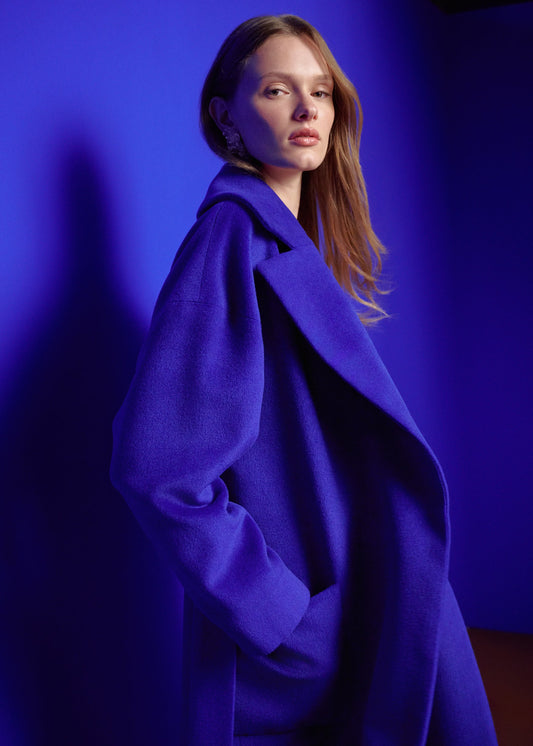 Alpaca coat by Prague fashion atelier MAY. Timeless womenswear.

