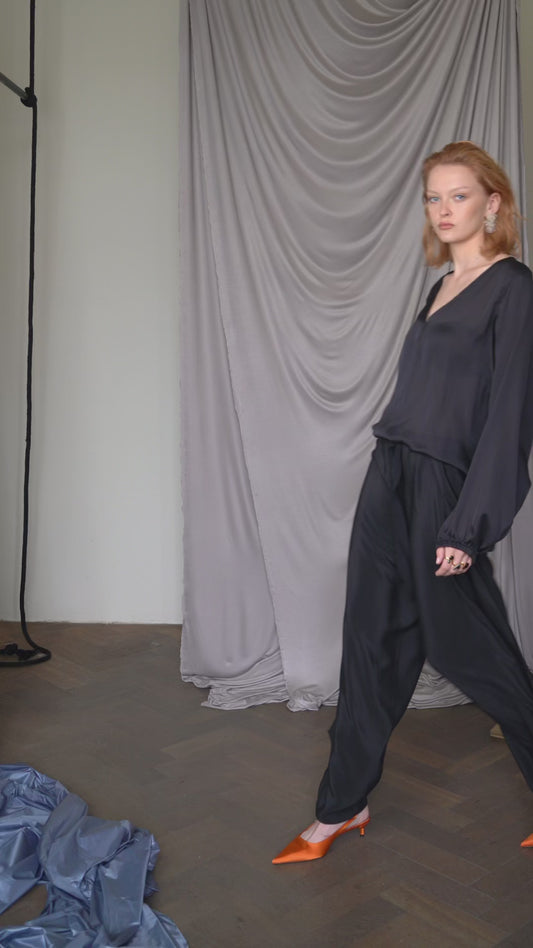 EUPHORIA BLOUSE 06  BLACK SILK